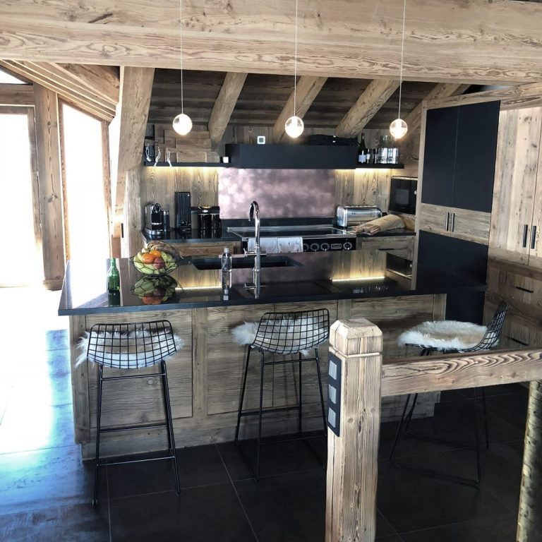 Armoise Kitchen 01a