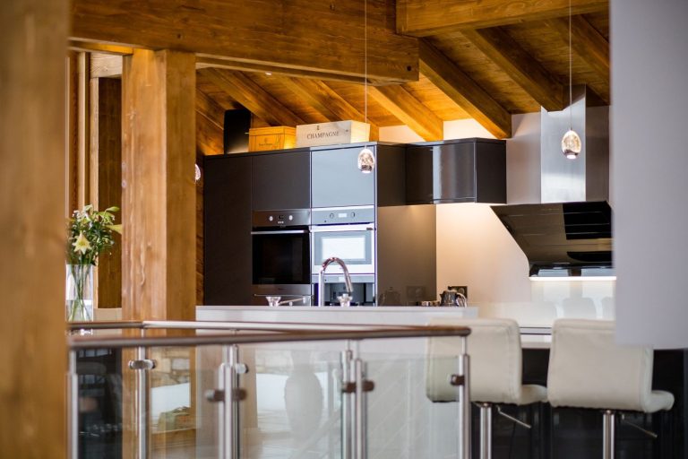 Bollinger Int Kitchen 01